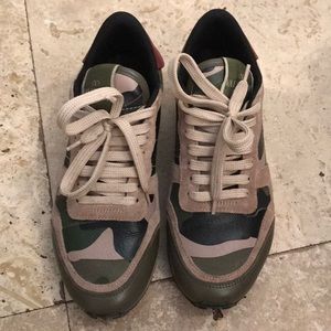 Authentic Valentino camo sneakers 36